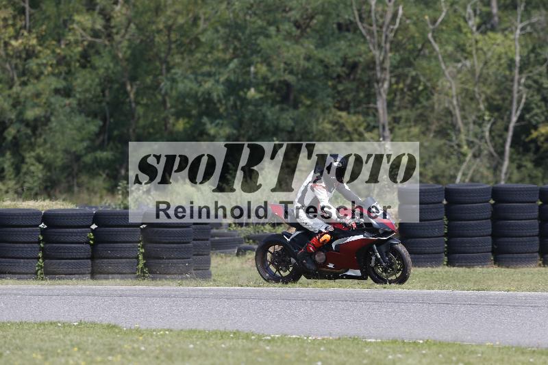 /45 10.08.2025 Plüss Moto Sport ADR/Einsteiger/330